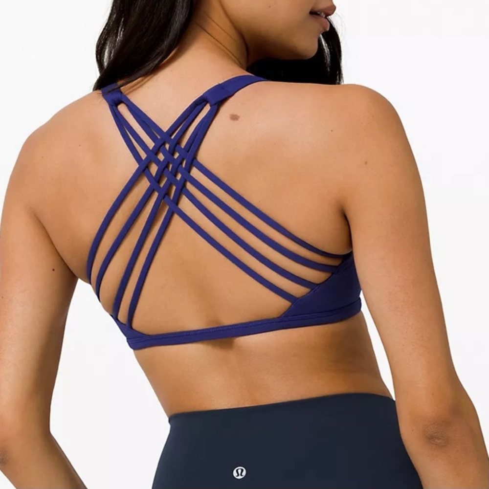 Lululemon Free to be wild bra